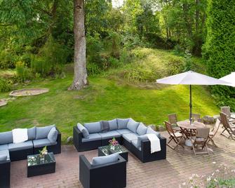 Blommenhof Hotel - Nyköping - Patio