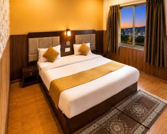 Hotel Royal Palm - A Budget Hotel in Udaipur - Udaipur