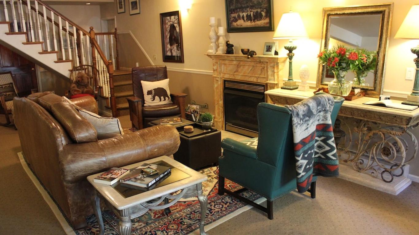 بلاك بير مانور