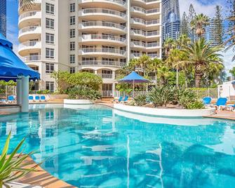 The Moroccan - Qstay - Surfers Paradise - Pool
