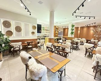 Zallon Hotel Executivo - Lajeado - Restaurant