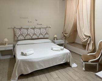 Hola Cathedral House - Palermo - Schlafzimmer