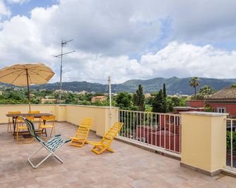 La nave del té - Meta - Balkon