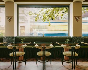 Locke am Platz Zurich - Zúrich - Restaurante