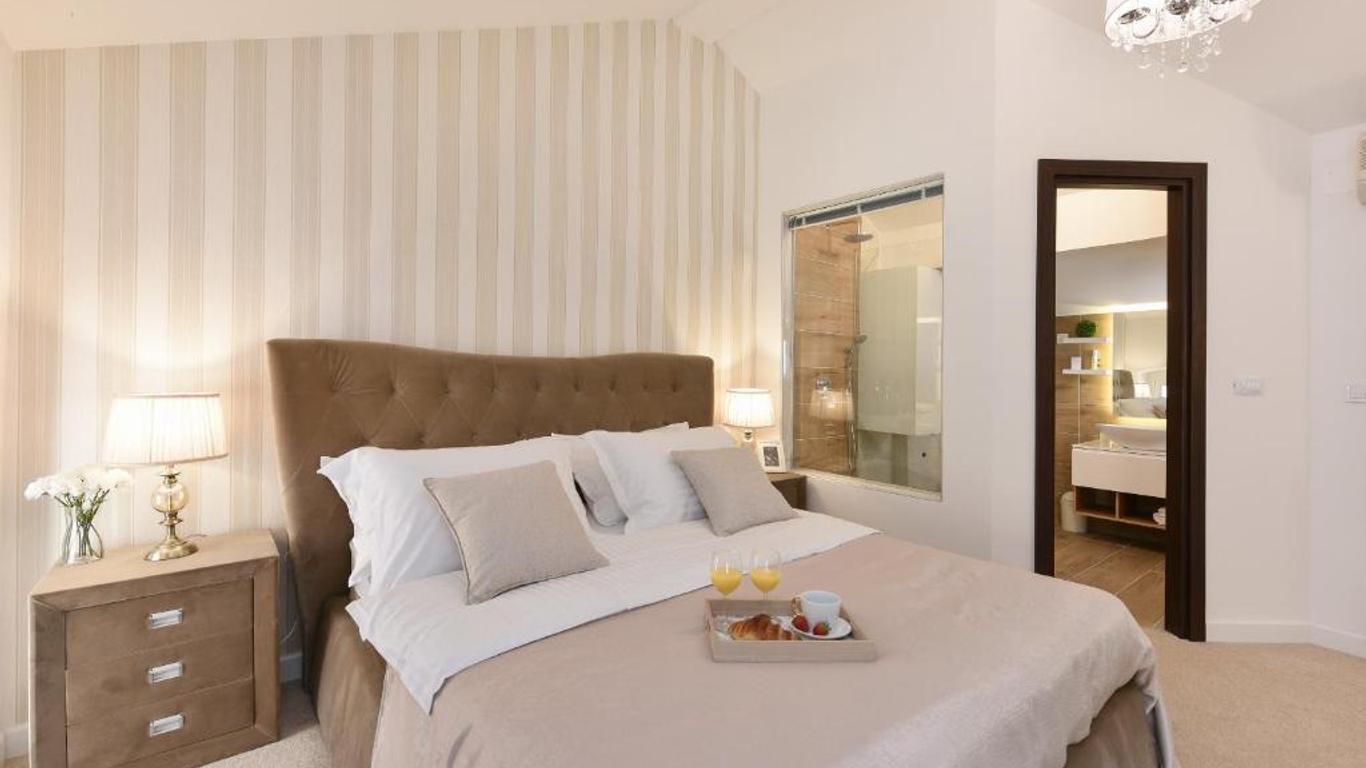 Harvey's luxury rooms
