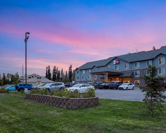 Best Western Plus Chena River Lodge - פיירבנקס - בניין