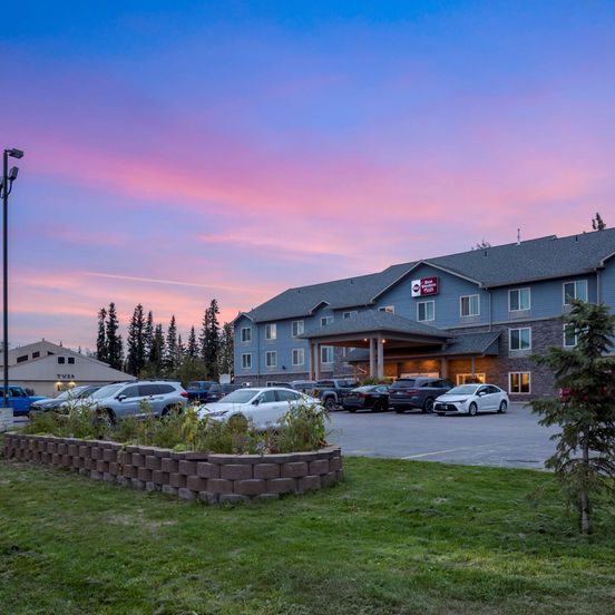 Building view of Best Western Plus Chena River Lodge