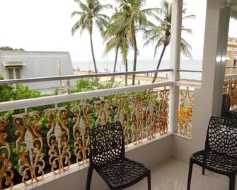 Lotus Bay View Hotel - Pondicherry