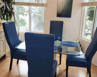 Entire 2BR, centrally-located, w/parking! - San Francisco - Comedor