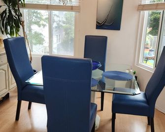Sophisticated 2BR with parking - centrally located! - سان فرانسسكو - غرفة طعام