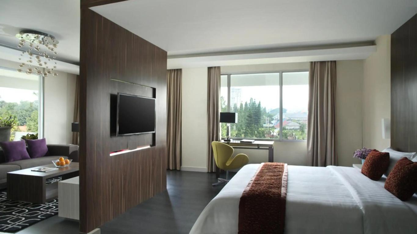 Patra Bandung Hotel
