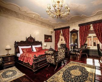 Hotel Ebersbach - צ'סקי קרומלוב - חדר שינה