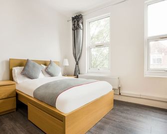 Broadway Inn - Southall