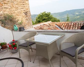Houses of Motovun - Motovun - Balcony
