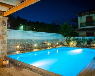 Neda Hotel - Olympia - Pool