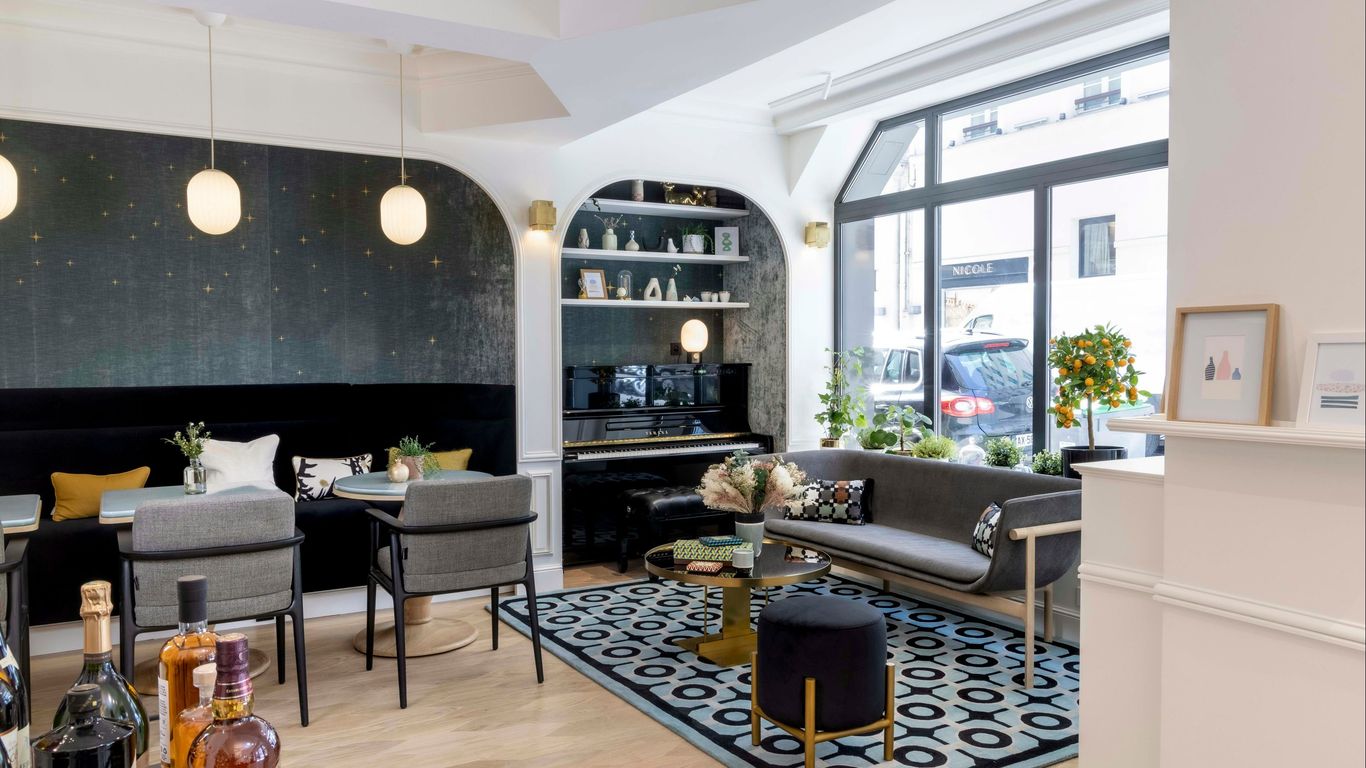 Hotel Louvre Montana