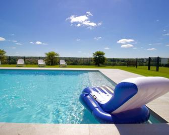 VéloGîtes - Entire building - Availles-Limouzine - Pool