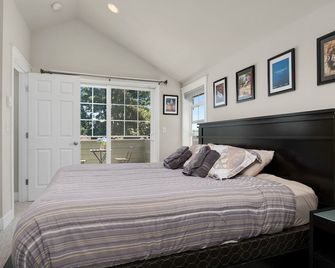 Seattle Vacation Home: Off The Wall - Seattle - Sypialnia
