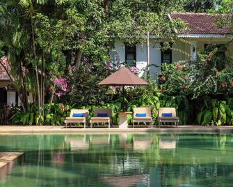 Why House - Unawatuna - Pool