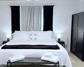 Serenity @ Court - Sanford - Bedroom