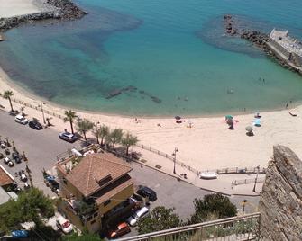 Studio In The Historical Center Equipped With All The Comforts - Pizzo - Strand