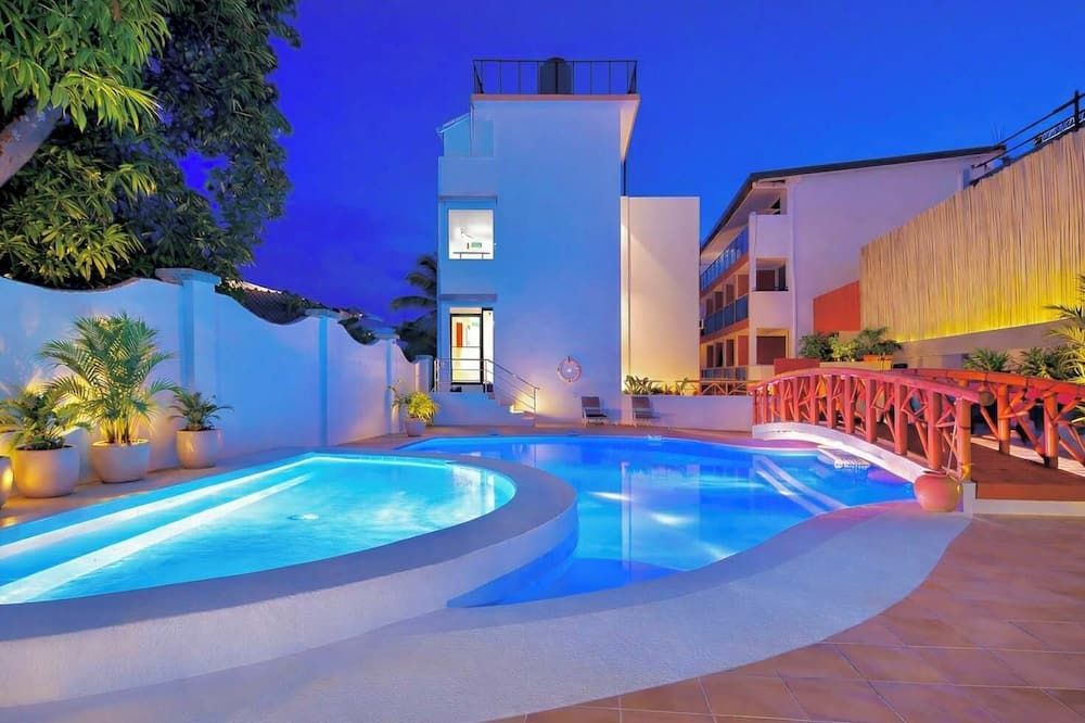 ريد كوكو إن دي بوراكاي