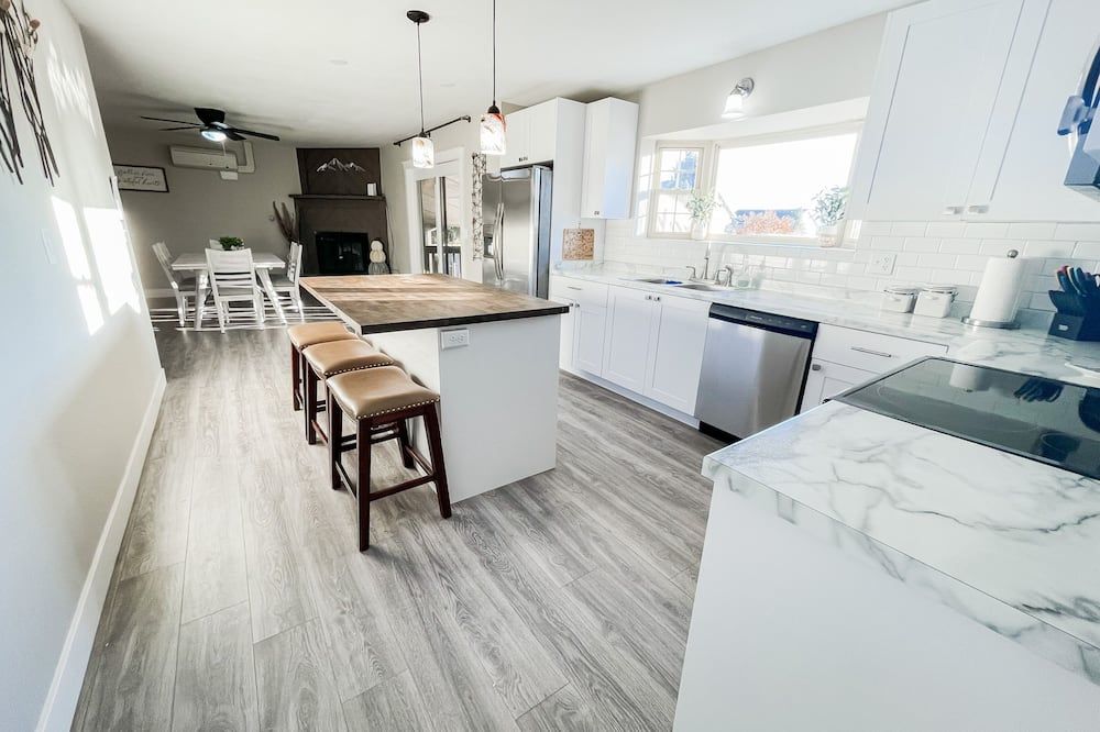 Pet Friendly/Ping Pong/Game Room!family Gathering - Colorado Springs - Cocina