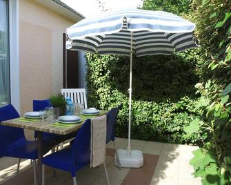 Vvf Golfe Du Morbihan Sarzeau Arzon - Sarzeau - Patio