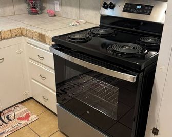 Fort Worth Quite Area Close To Downtown Clean & Monthly Discount - Fort Worth - Kitchen