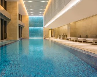 Crowne Plaza Macau By IHG - Macau - בריכה