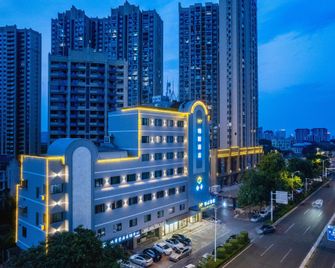 Garia Designer Chinese Aesthetic Smart Hotel (Tongling High-Speed Railway Station Branch) - Tongling - Building