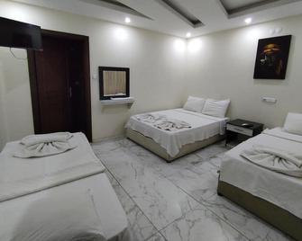 shah sultan Ozturk Hotel - Pamukkale - Bedroom