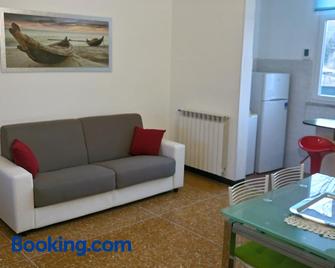 Sonia's house - Albissola Marina - Soggiorno