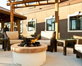 Staybridge Suites Houston IAH - Beltway 8 By IHG - Houston