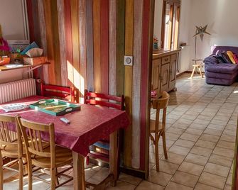 House with garden and parking 1 min from Grenoble - Fontaine - Comedor