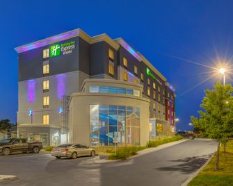 Holiday Inn Express & Suites Woodstock South by IHG - Вудсток - Будівля