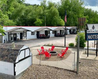 The Brookside Motel By Belvill - Keystone - Σαλόνι ξενοδοχείου