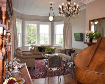 Villa Walton - Matamata - Living room