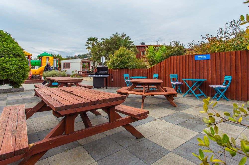 Nelson City Top 10 Holiday Park - נלסון - פטיו