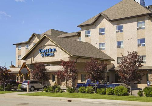 West Edmonton Mall Inn from $75. Edmonton Hotel Deals & Reviews - KAYAK