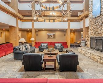 Shoshone 1909 - Big Sky - Lounge