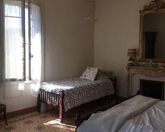 La Mirande Villa on the river Orb Vineyards Perfect for Weddings - Camplong - Habitación