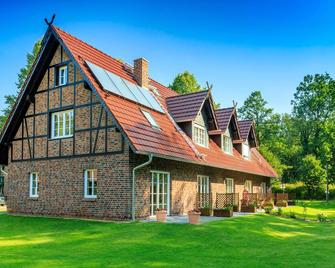 Komfortferienwohnungen Spreewalder Auszeit - Burg (Spreewald) - Edificio