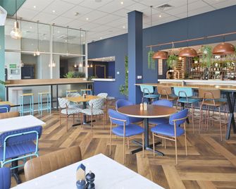 Travelodge Hatfield Central - Hatfield - Restaurant