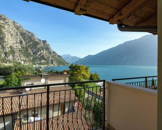 Hotel Garda Bellevue - Limone sul Garda - Balkón