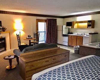 Four Seasons Inn - Maggie Valley - Vardagsrum