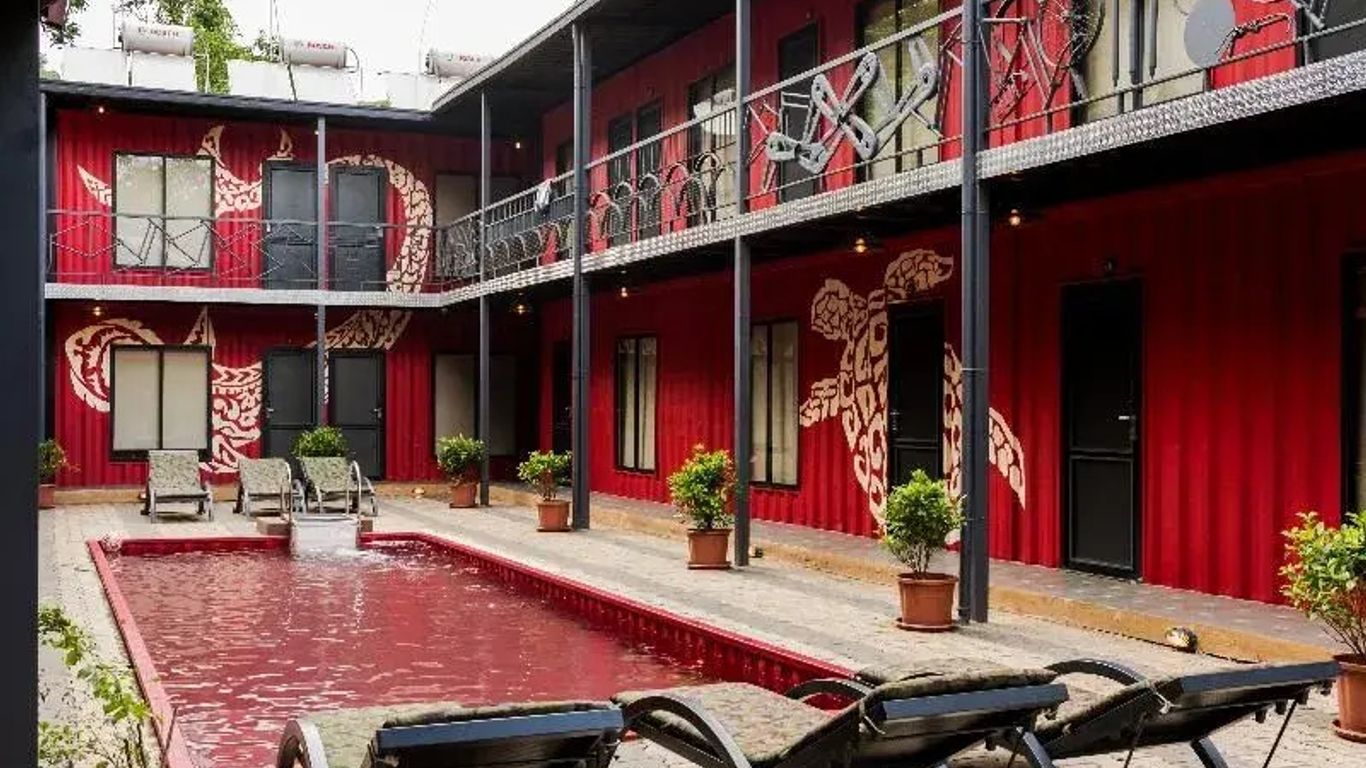 Treebo Trend Beach Box Hotel