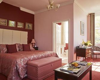 Corse Lawn House Hotel - Gloucester - Bedroom