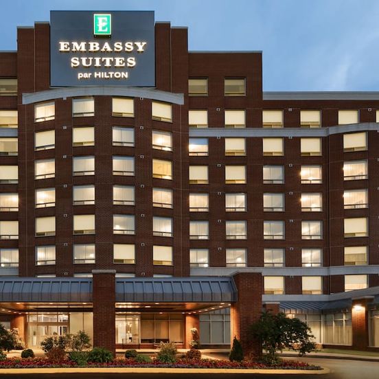 Embassy Suites by Hilton Montreal Airport image 1