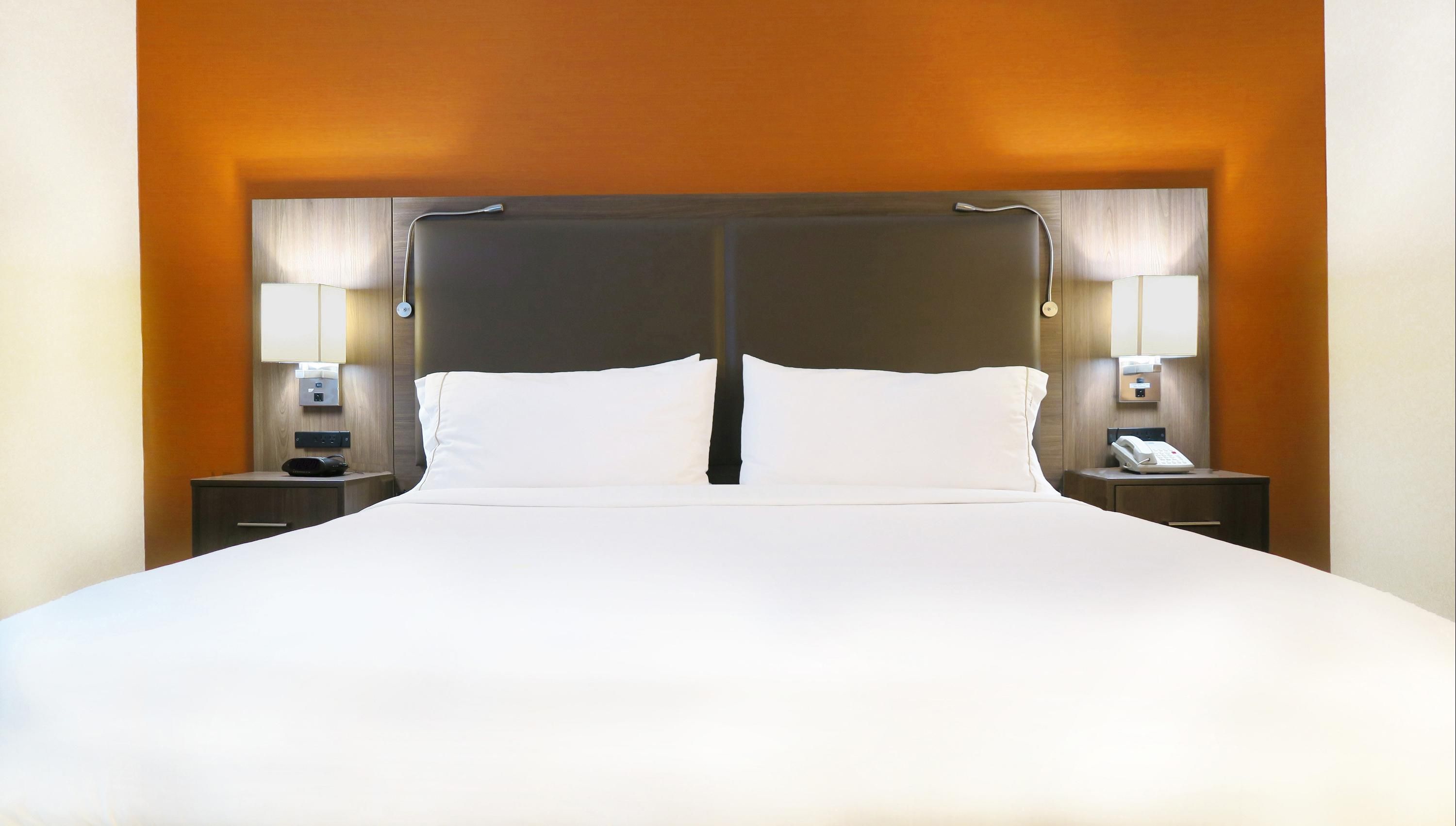 Holiday Inn Express Hotel Suites Elk Grove Ctrl Sacramento An Ihg Hotel 151 Elk Grove Hotel Deals Reviews - Kayak